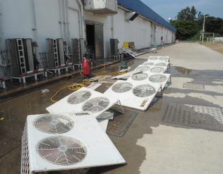 Cleaning and checking of air-conditioning service บริการล้างและตรวจเช็คเครื่องปรับอากาศทุกประเภท